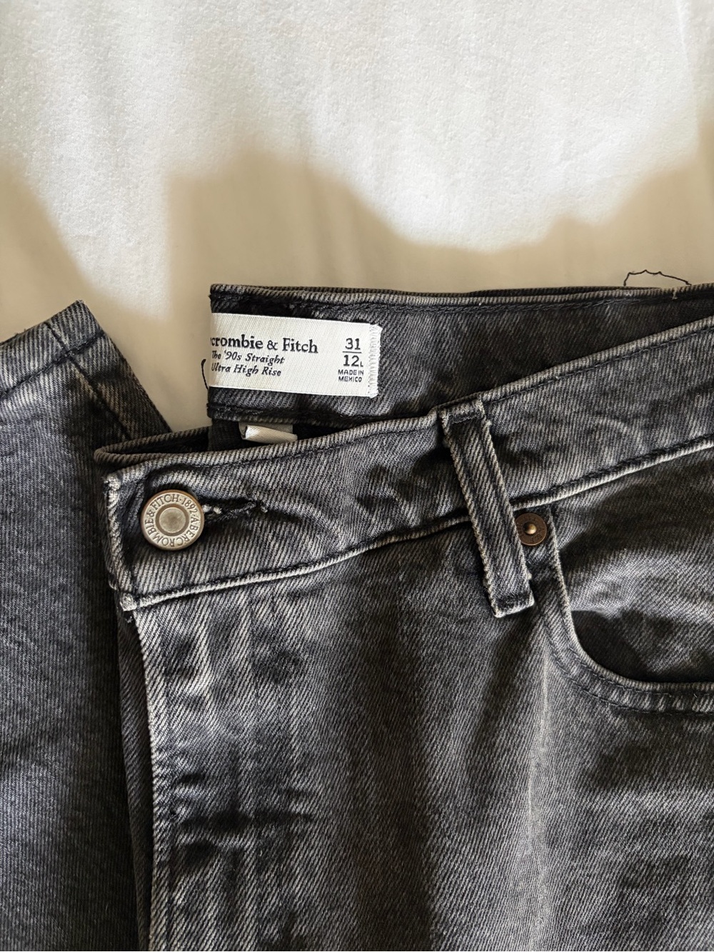 Abercrombie & Fitch Women's High-Rise Straight Jeans - Washed Black Size Long